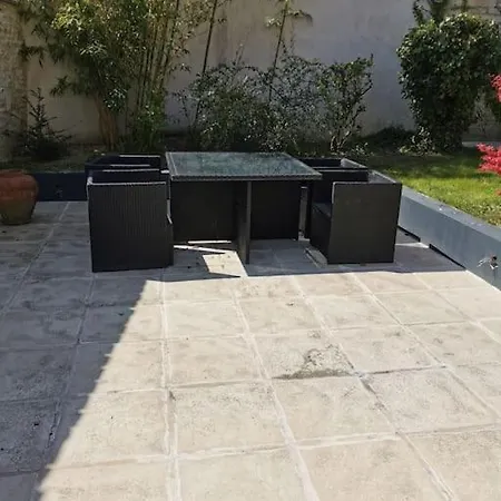 F3 Lumineux Avec Jardin A 2 Pas De L'hyper-centre * كان